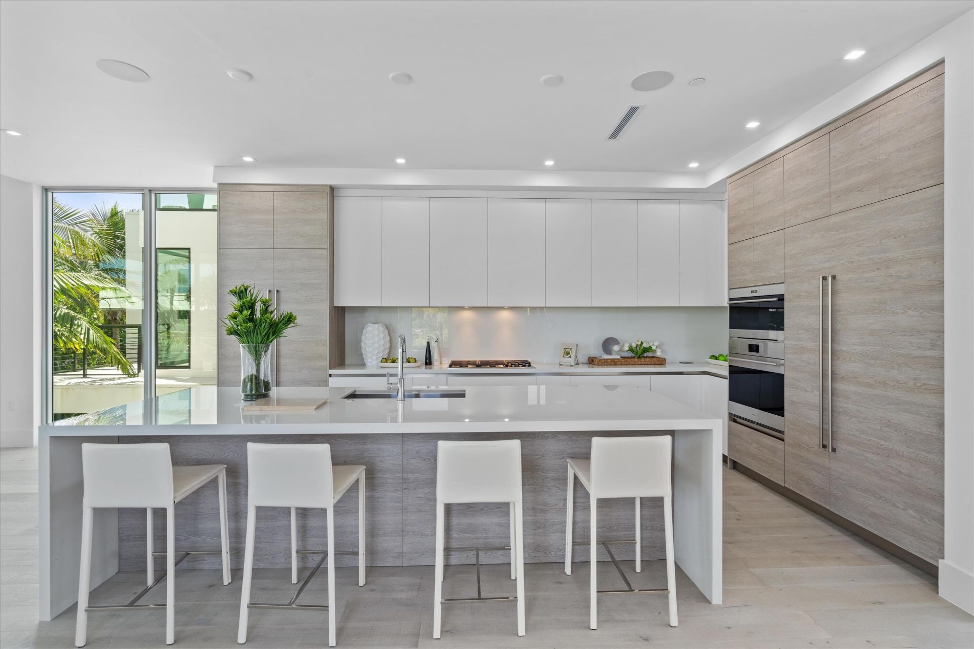 1070 Del Harbour Drive, Delray Beach, FL 33483 Photo