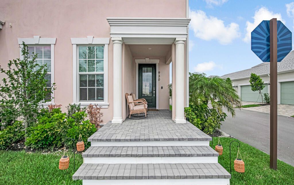 930 SW Prairie Avenue, Palm City, FL 34990 Photo