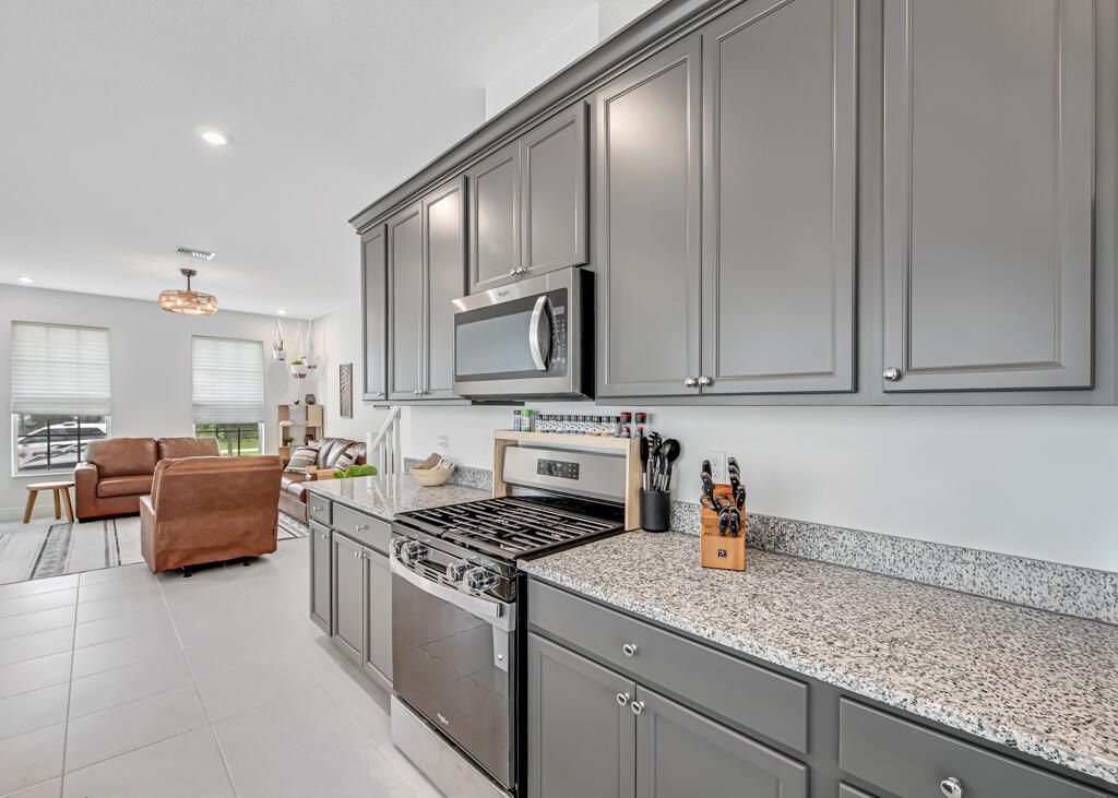 930 SW Prairie Avenue, Palm City, FL 34990 Photo
