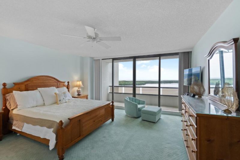 100 Lakeshore Drive, Unit 957, North Palm Beach, FL 33408 Photo