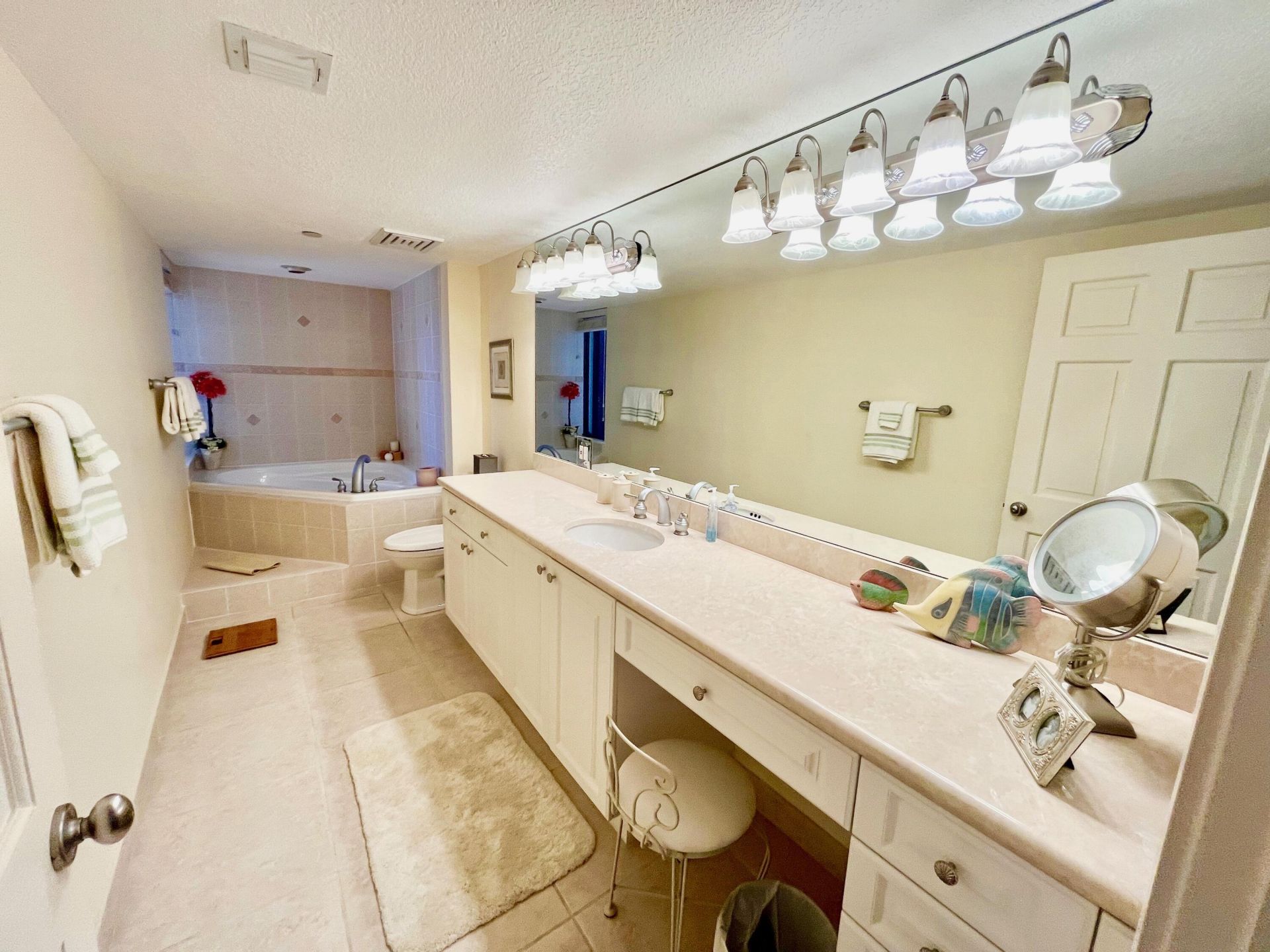 4000 N Ocean Drive, Unit 902, Singer Island, FL 33404 Photo