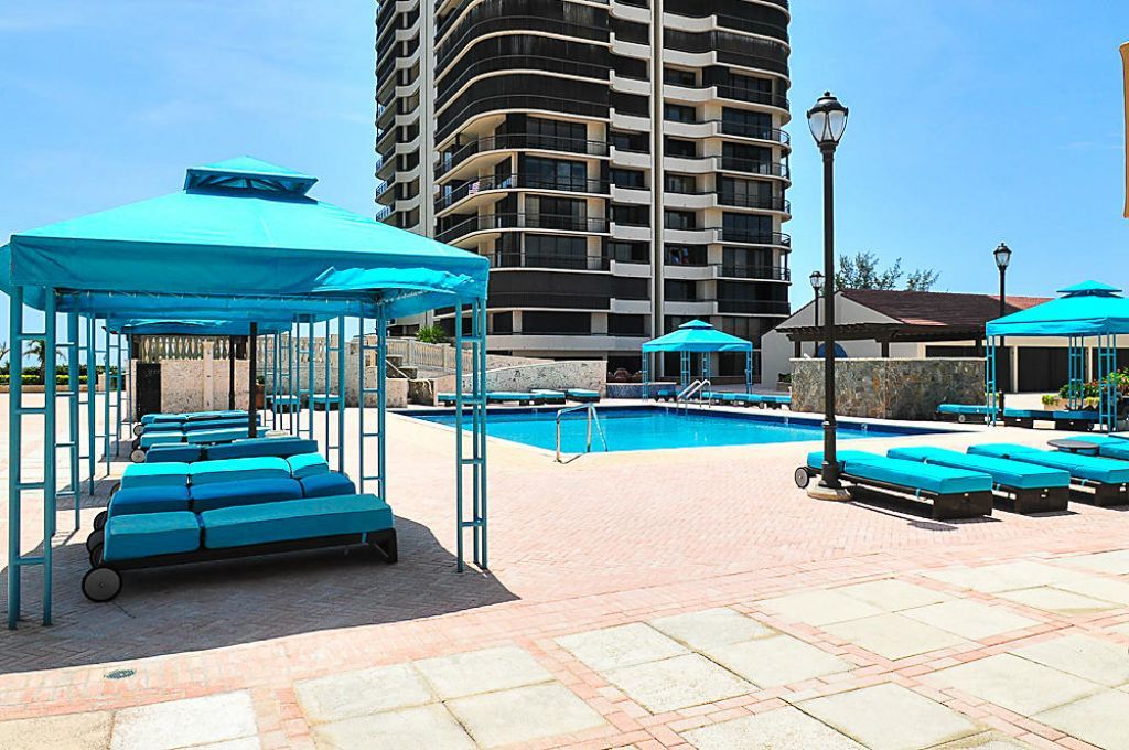 4000 N Ocean Drive, Unit 902, Singer Island, FL 33404 Photo