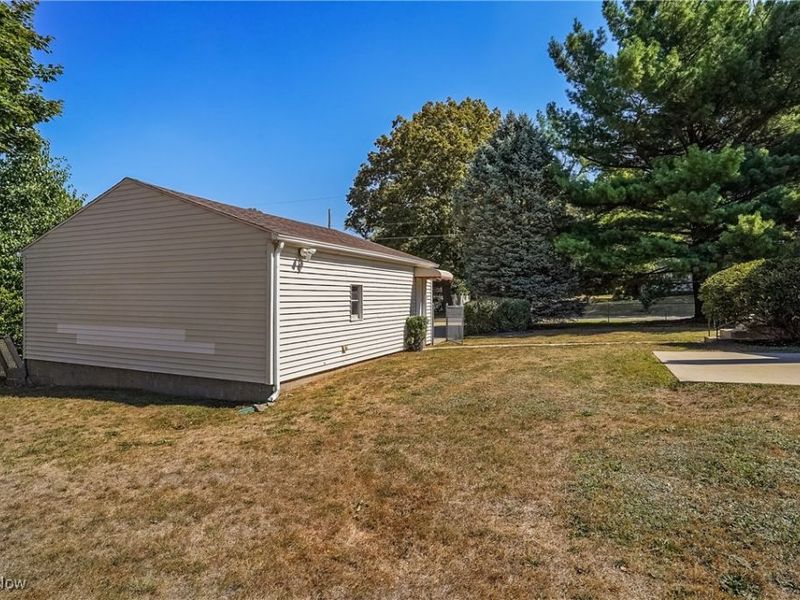 2809 Mcelwain Road, Akron, OH 44312 Photo 12