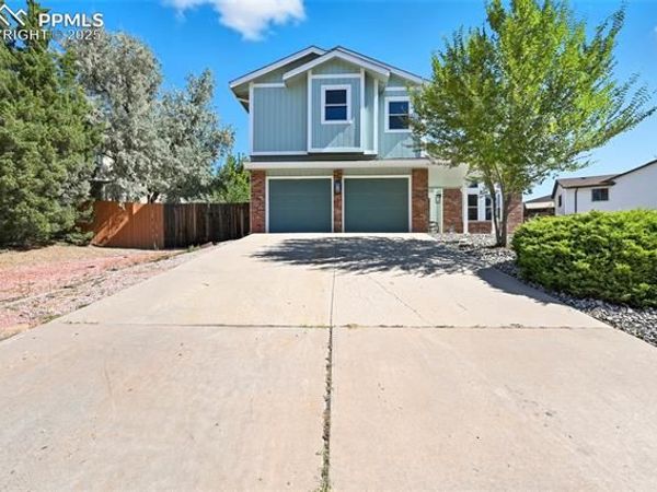 2502 Fairway Drive, Colorado Springs, CO 80909