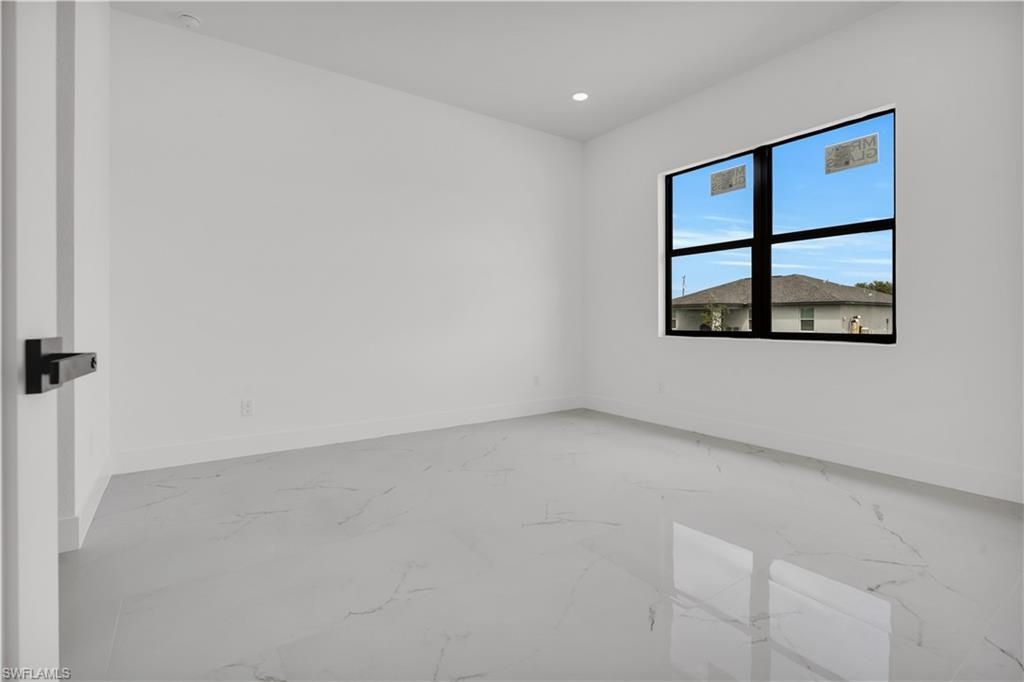 2817 NW 2nd St, Cape Coral, FL 33993 Photo