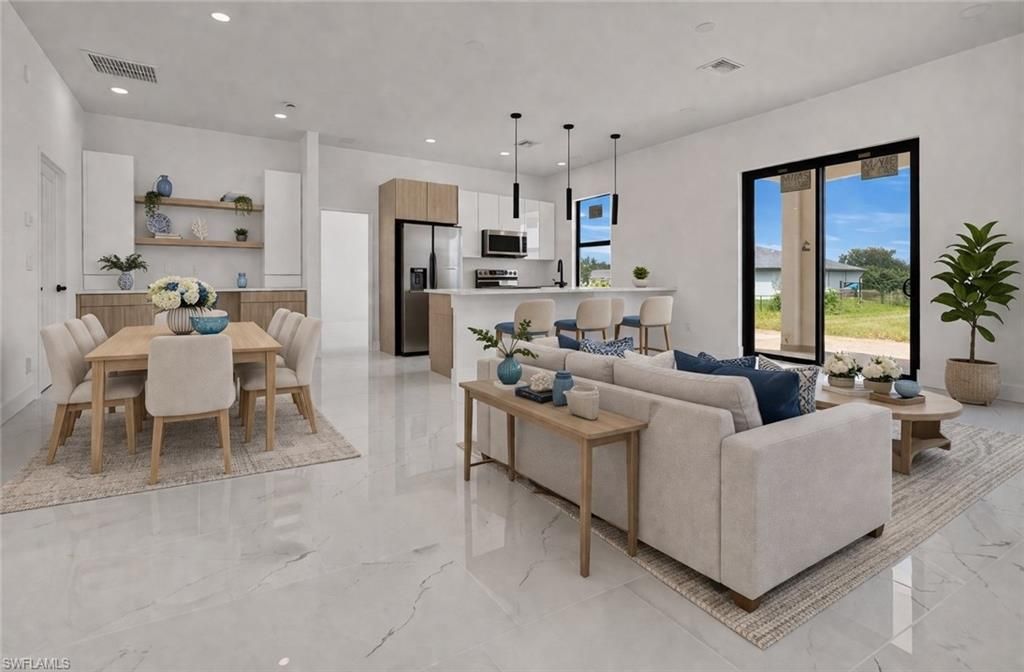 2817 NW 2nd St, Cape Coral, FL 33993 Photo