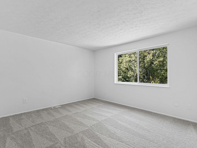 2145 Jeffey Drive, Hilliard, OH 43026 Photo 9