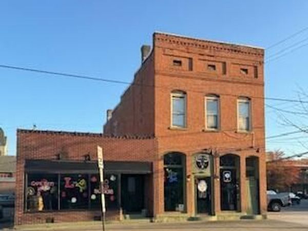 16-20 E High Street, Unit 18, London, OH 43140
