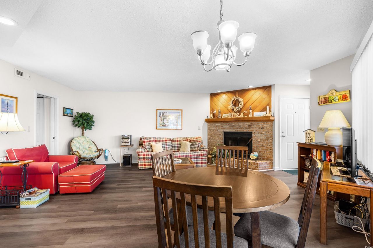 4222 Pinehurst Circle Photo 10