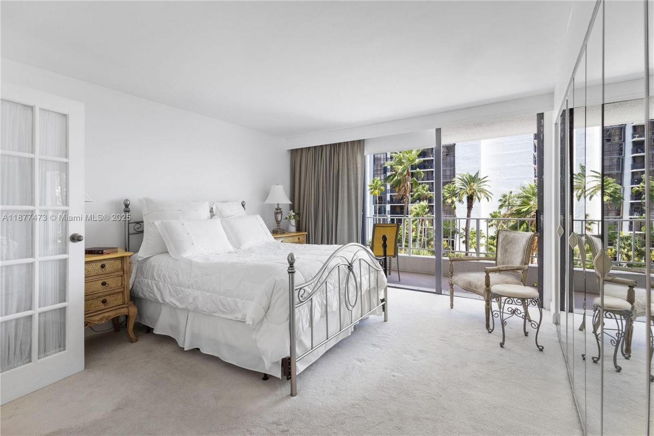 200 SE 15th Rd, Unit 6F, Miami, FL 33129 Photo