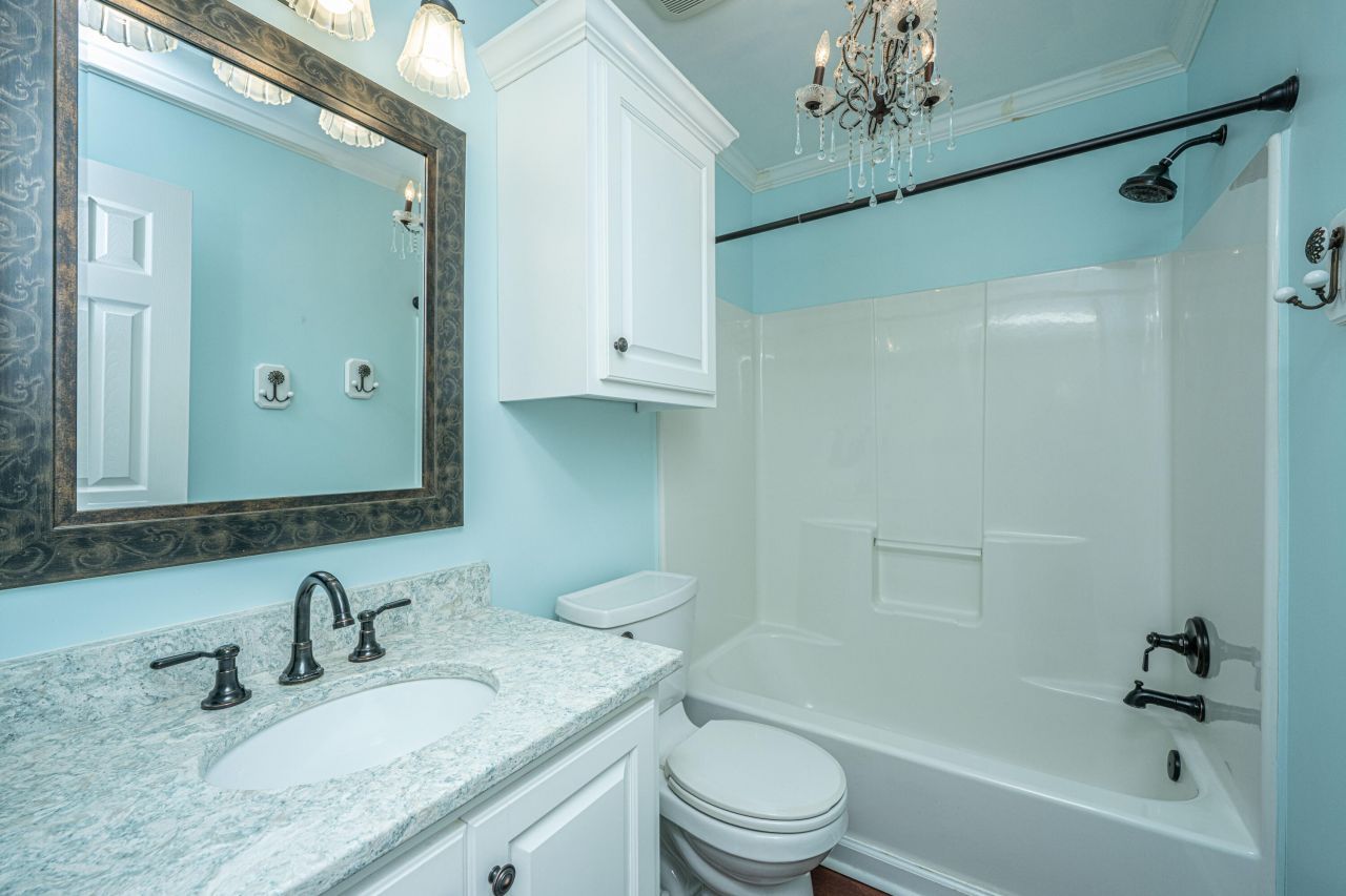 204 Factors Walk Photo 40