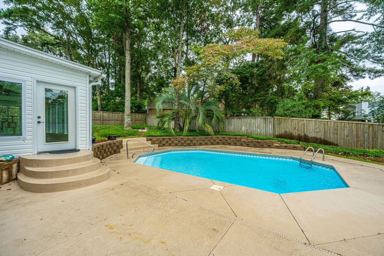 204 Factors Walk Photo 47