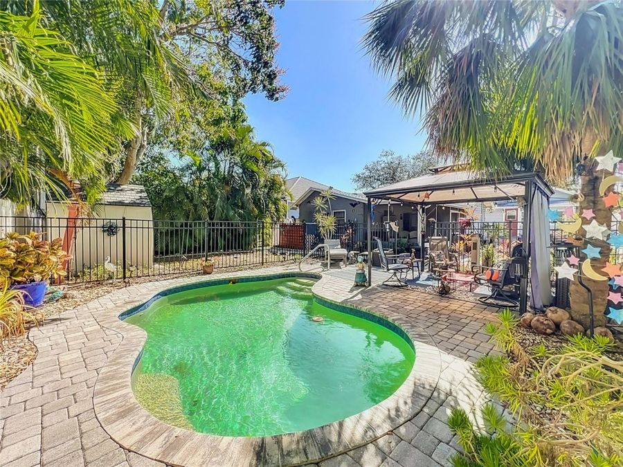 Property Image 17