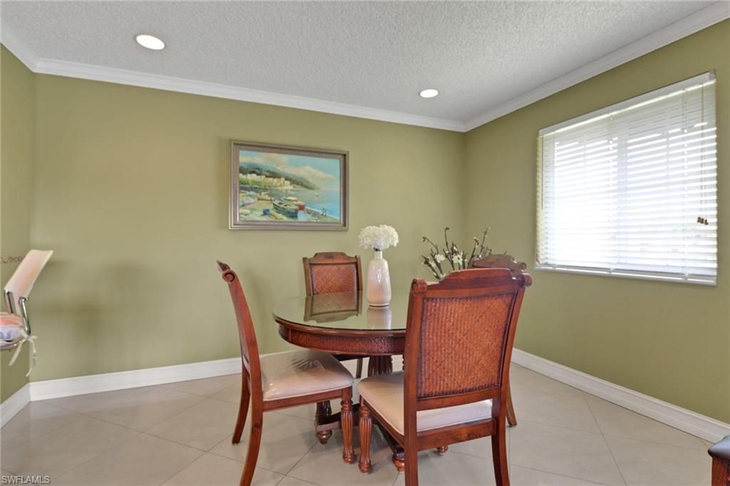 1195 Wildwood Lakes Blvd, Unit 202, Naples, FL 34104 Photo