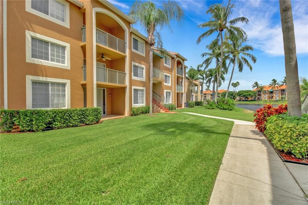 1195 Wildwood Lakes Blvd, Unit 202, Naples, FL 34104 Photo