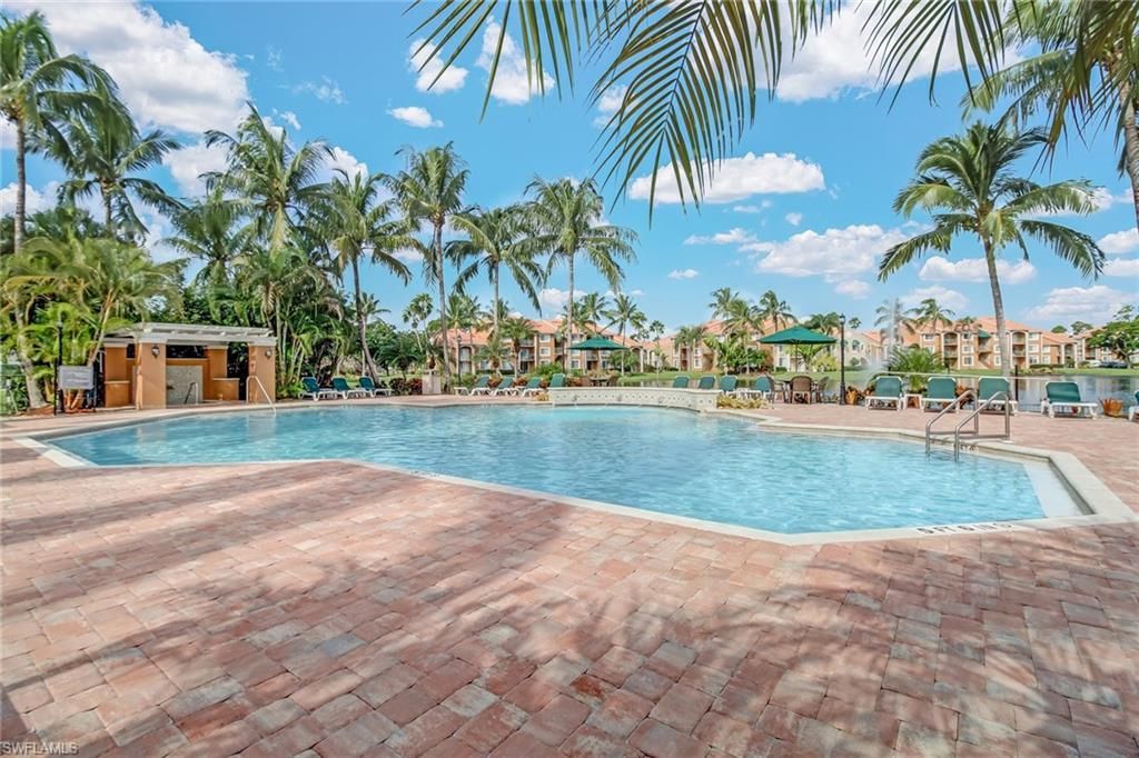 1195 Wildwood Lakes Blvd, Unit 202, Naples, FL 34104 Photo