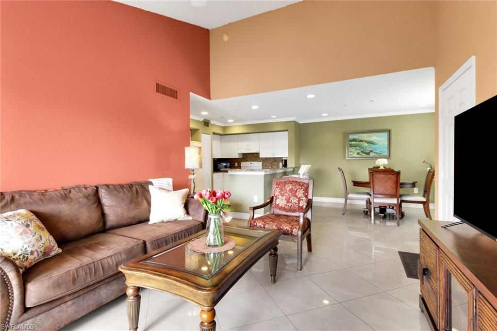 1195 Wildwood Lakes Blvd, Unit 202, Naples, FL 34104 Photo