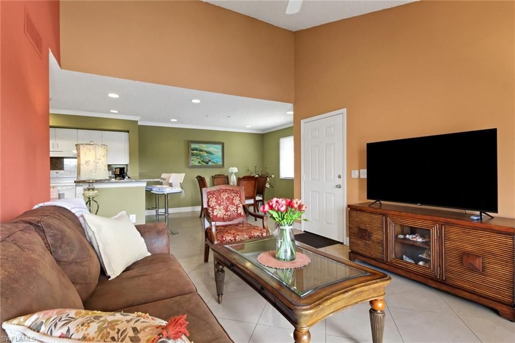 1195 Wildwood Lakes Blvd, Unit 202, Naples, FL 34104 Photo