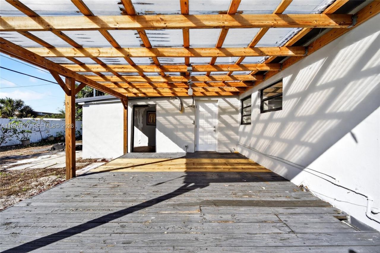 1320 NW 179th St, Miami Gardens, FL 33169 Photo