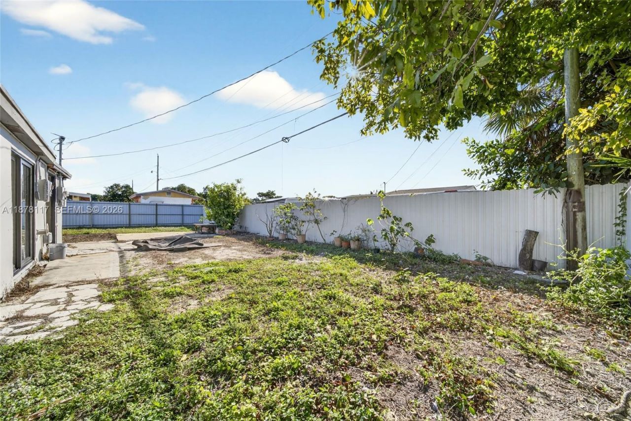 1320 NW 179th St, Miami Gardens, FL 33169 Photo