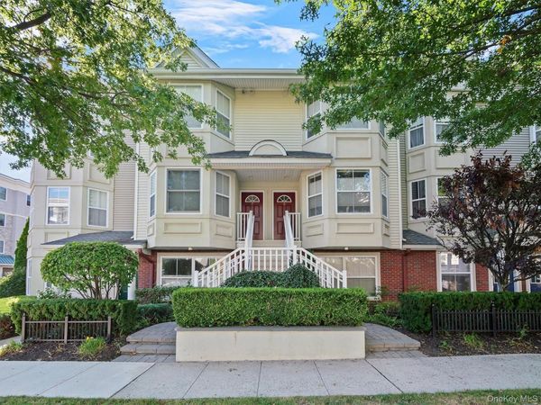 37 Harbor Pointe Drive, Haverstraw, NY 10927