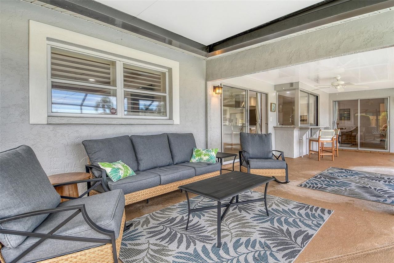 6722 Roxbury Drive, Sarasota, FL 34231 Photo