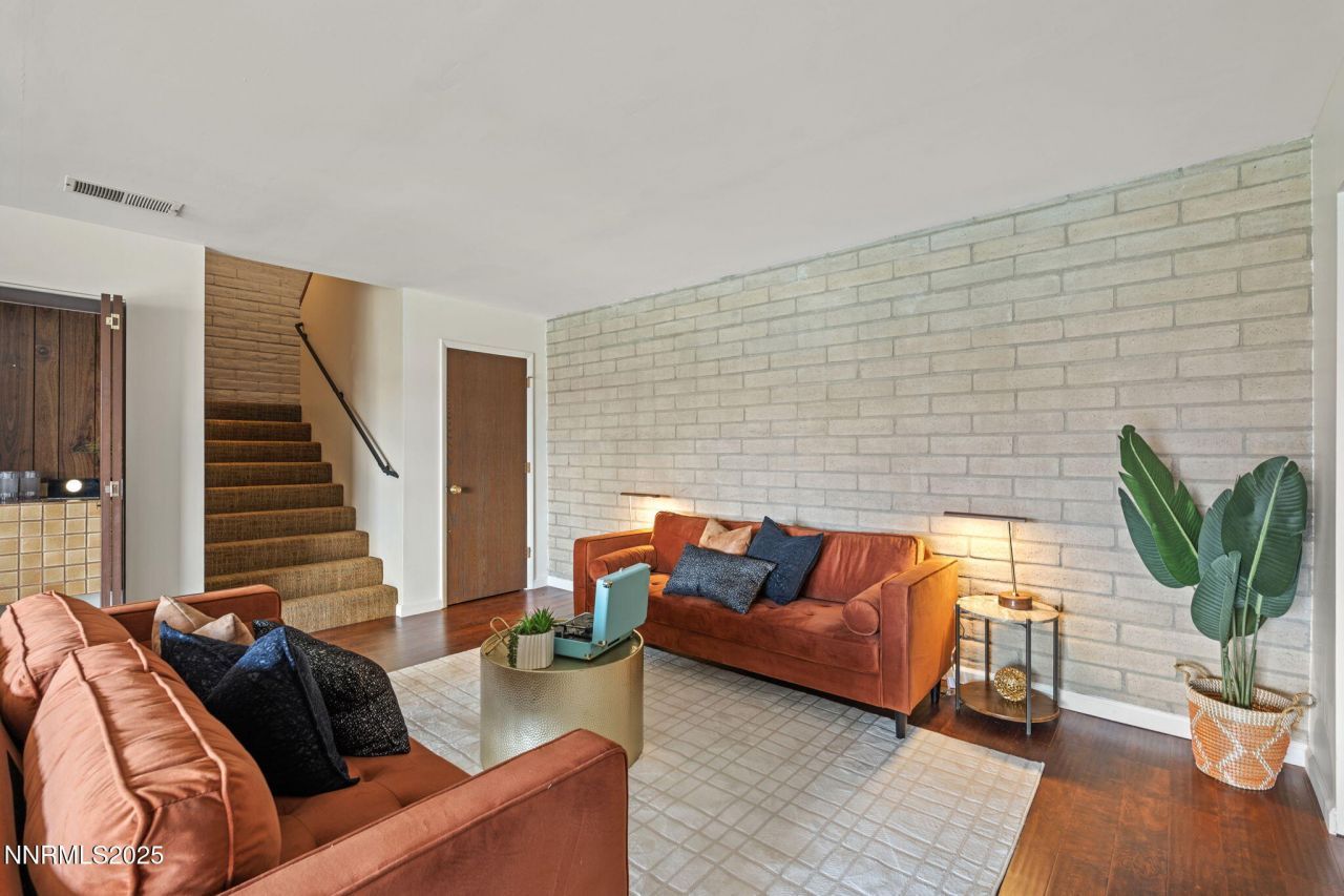 3471 Skyline Boulevard, Reno, NV 89509 Photo