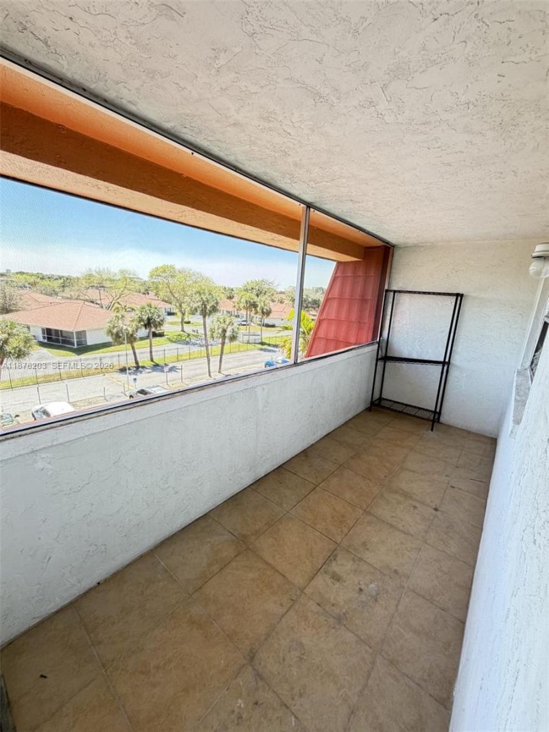22605 SW 66th Ave, Unit 403, Boca Raton, FL 33428 Photo