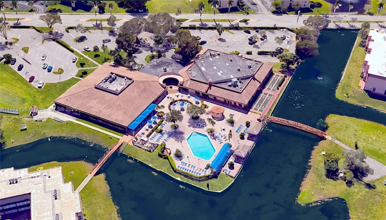 9041 Sunrise Lakes Blvd, Unit 106, Sunrise, FL 33322 Photo