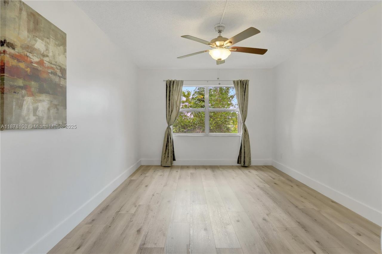 9041 Sunrise Lakes Blvd, Unit 106, Sunrise, FL 33322 Photo
