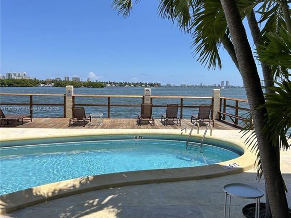 7845 NE Bayshore Ct, Unit 20, Miami, FL 33138