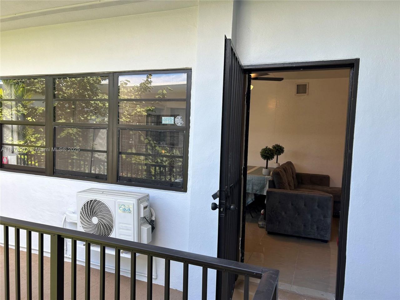 7845 NE Bayshore Ct, Unit 20, Miami, FL 33138 Photo