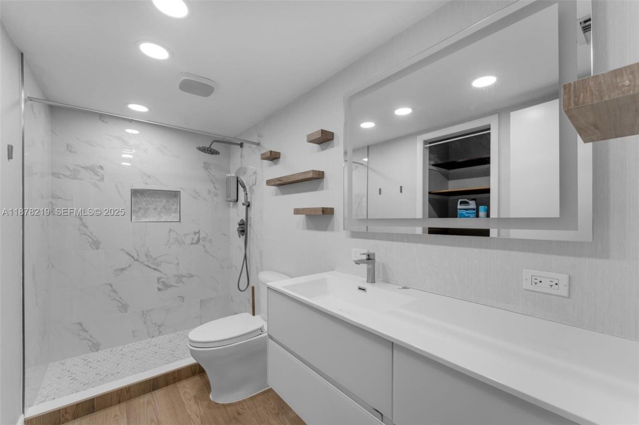 13951 Kendale Lakes Cir, Unit 307A, Miami, FL 33183 Photo