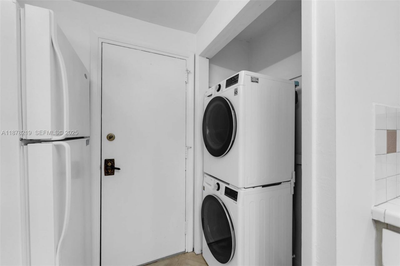 13951 Kendale Lakes Cir, Unit 307A, Miami, FL 33183 Photo