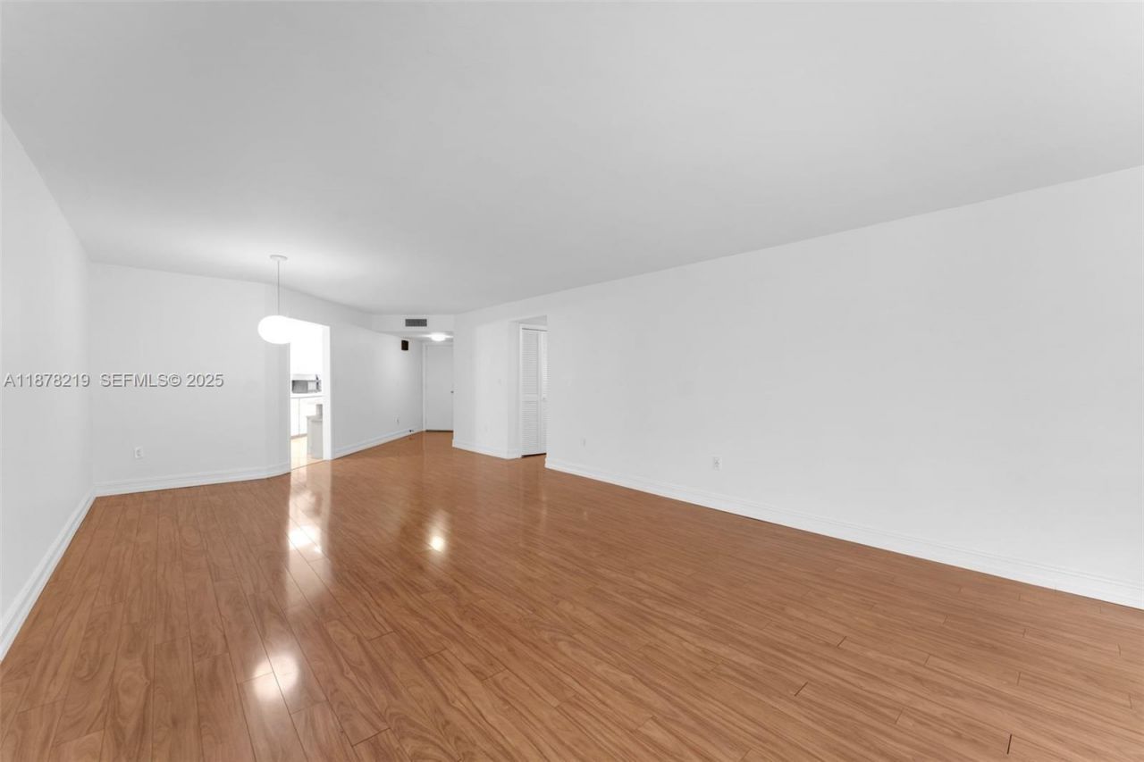 13951 Kendale Lakes Cir, Unit 307A, Miami, FL 33183 Photo