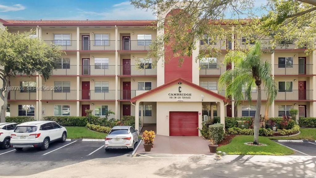 1101 SW 128th Ter, Unit 309C, Pembroke Pines, FL 33027 Photo