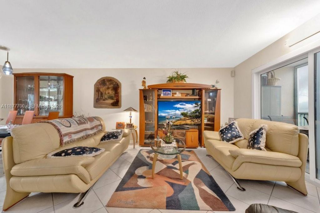 1101 SW 128th Ter, Unit 309C, Pembroke Pines, FL 33027 Photo