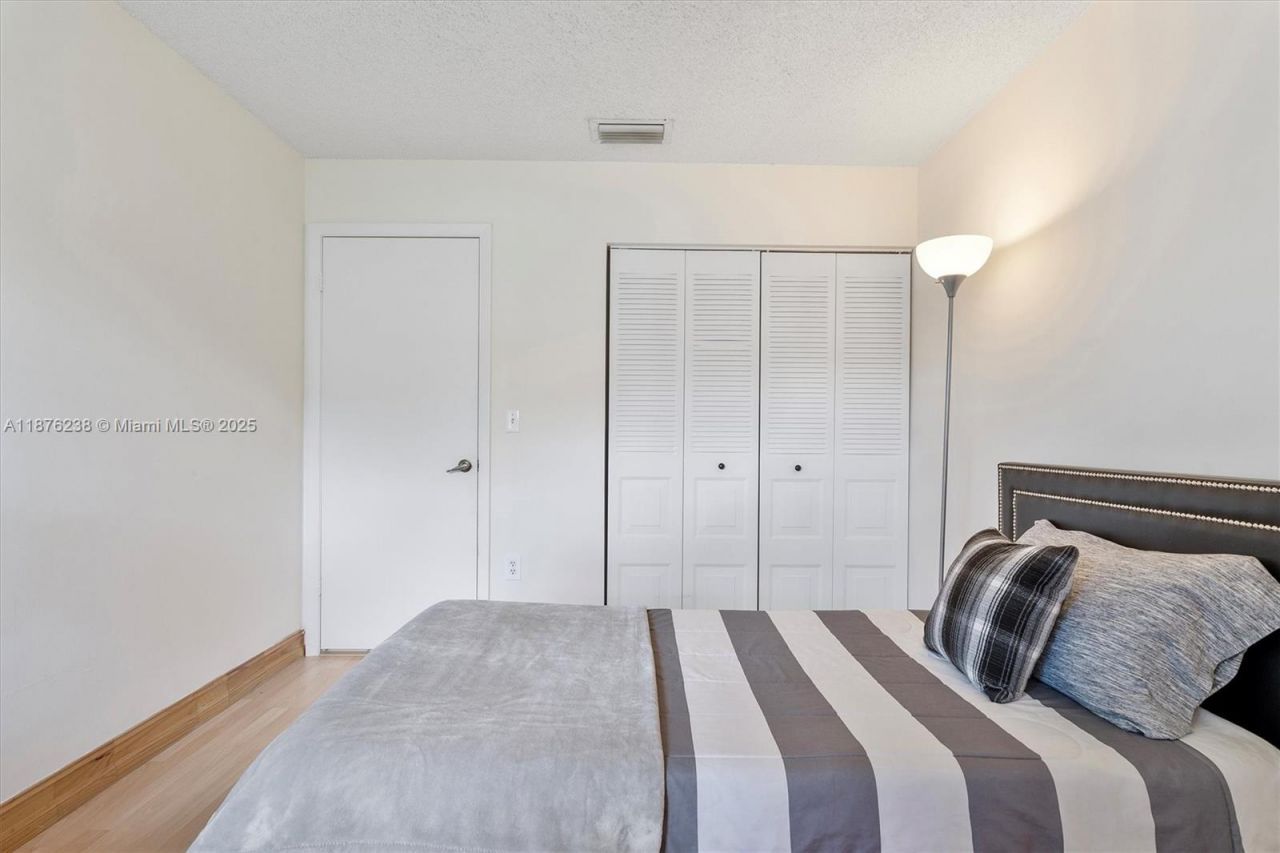 12265 NW 32nd Mnr, Sunrise, FL 33323 Photo