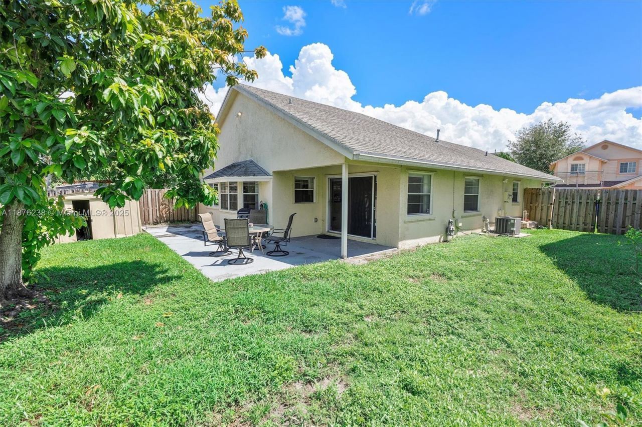 12265 NW 32nd Mnr, Sunrise, FL 33323 Photo