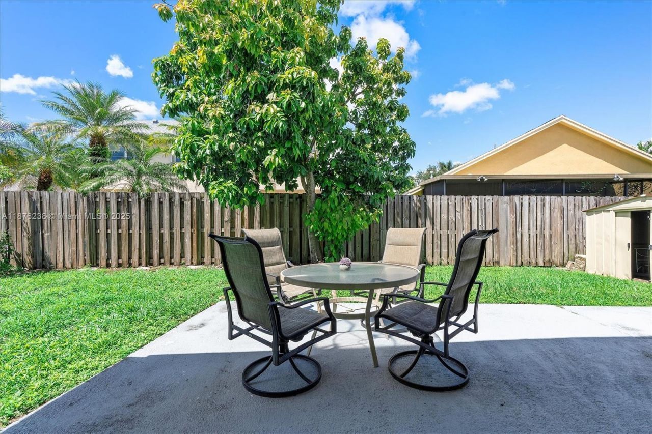 12265 NW 32nd Mnr, Sunrise, FL 33323 Photo