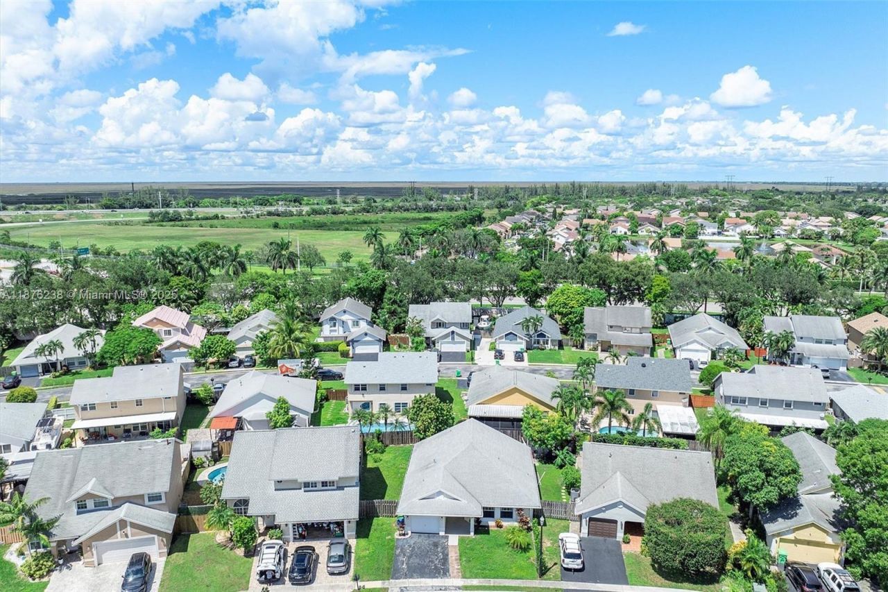 12265 NW 32nd Mnr, Sunrise, FL 33323 Photo
