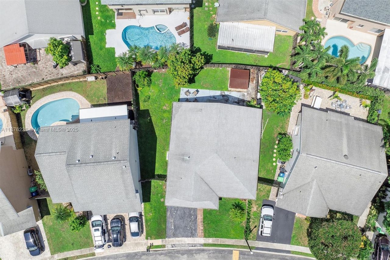 12265 NW 32nd Mnr, Sunrise, FL 33323 Photo