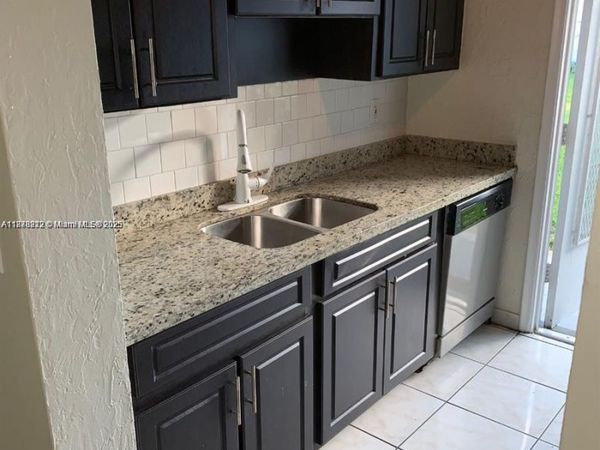 1850 Arthur St, Unit 2, Hollywood, FL 33020