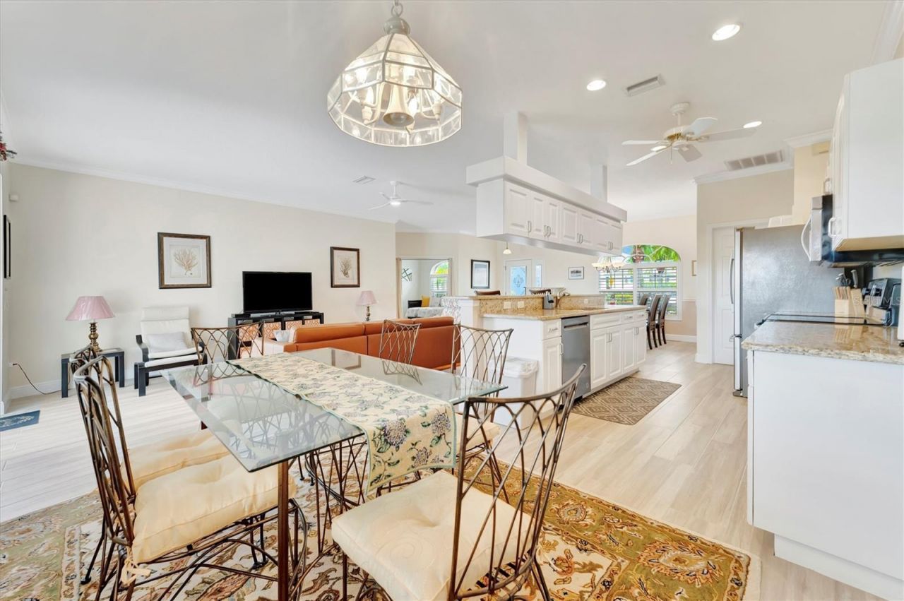 6738 Peach Tree Creek Road, Bradenton, FL 34203 Photo