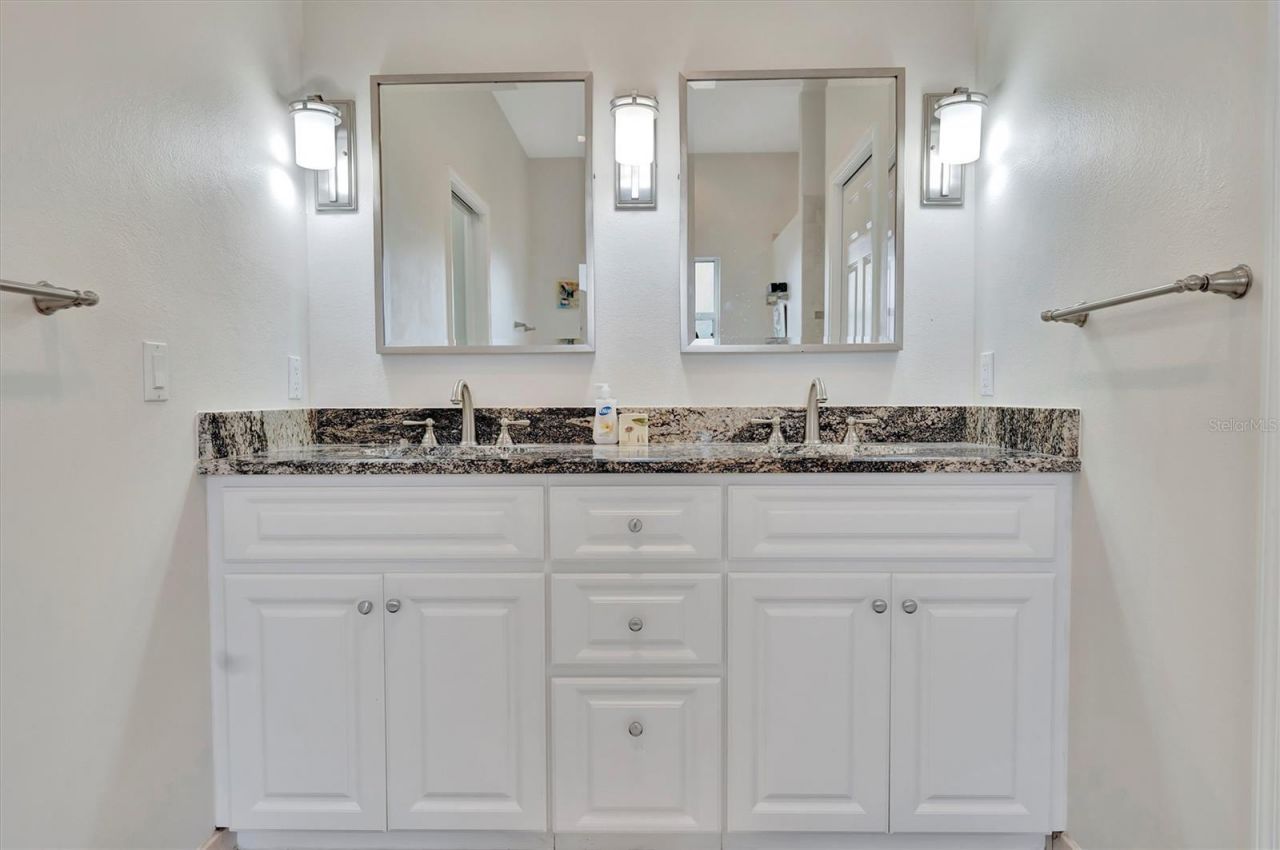 6738 Peach Tree Creek Road, Bradenton, FL 34203 Photo