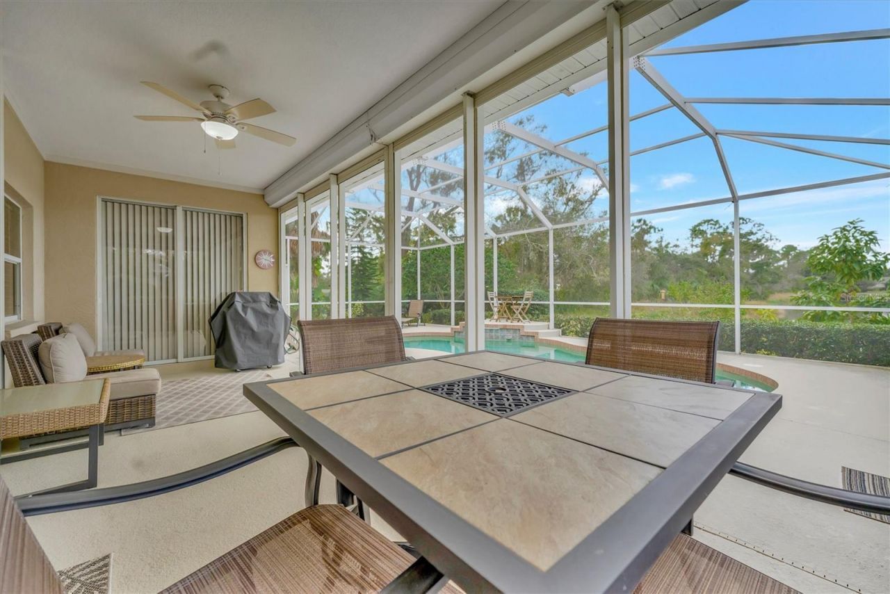 6738 Peach Tree Creek Road, Bradenton, FL 34203 Photo