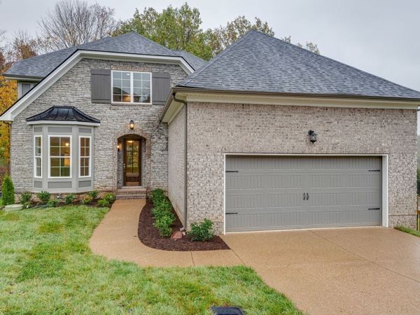 10 Elissa Place, Hendersonville, TN 37075