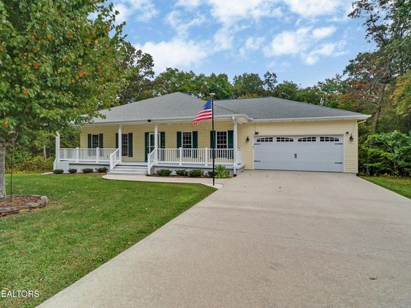 613 Westchester Drive, Crossville, TN 38558