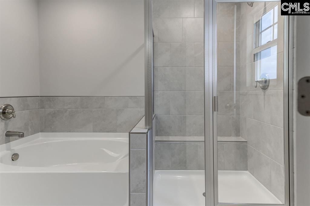 134 Clubside Drive Photo 24