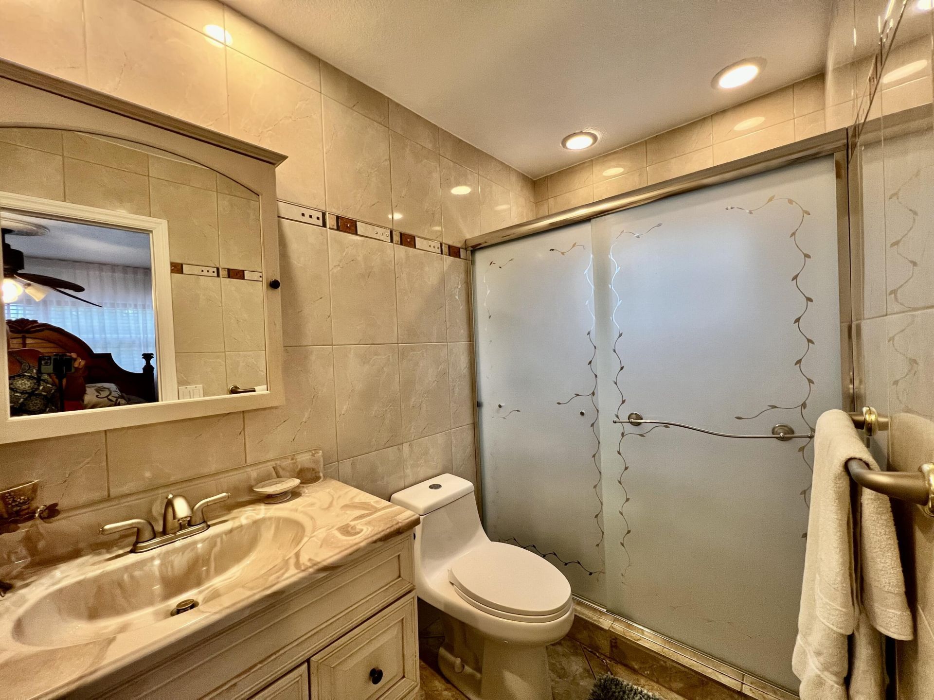 5141 W Oakland Park Boulevard, Unit 201, Lauderdale Lakes, FL 33313 Photo